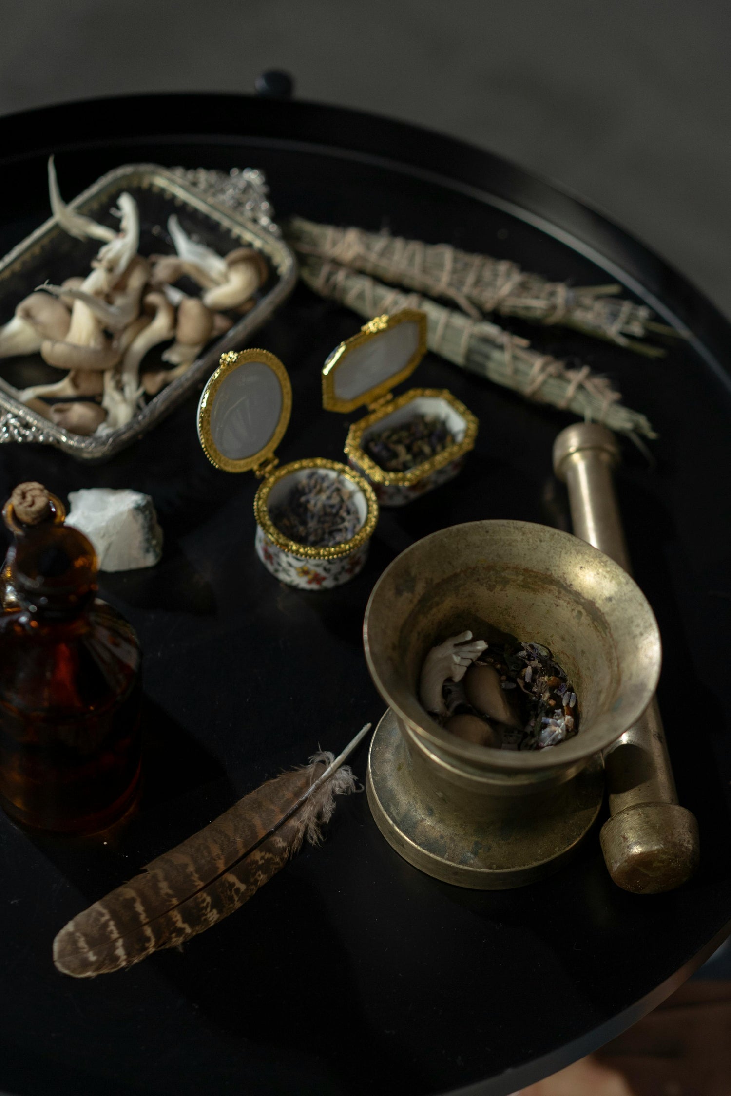 Bobbles, Trinkets, and Curios